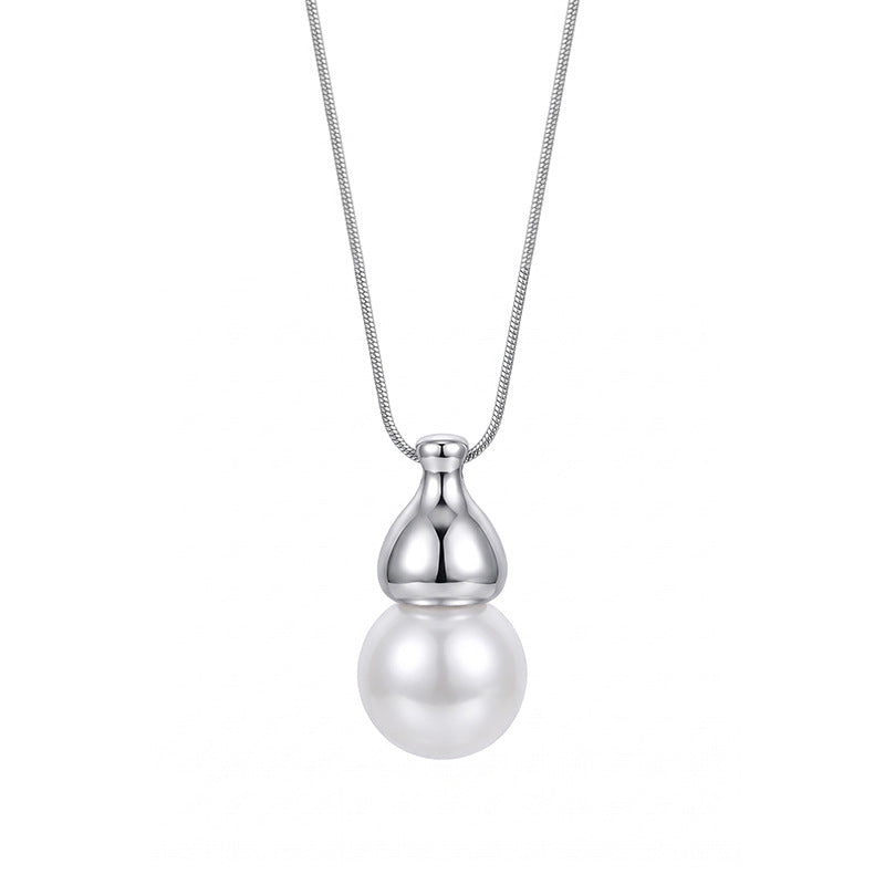 Daphne Vintage-Inspired Pearl Gourd Pendant Necklace