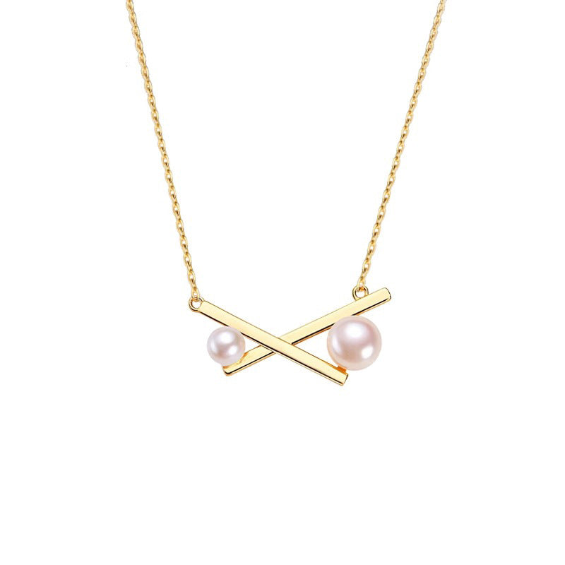 Daphne Pearl Pendant Necklace