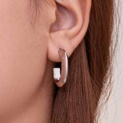 18K Gold-Plated Grooved U-Hoop Earrings