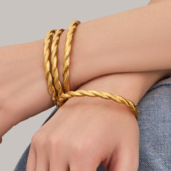 18K Gold-Plated Twisted Band Bangle