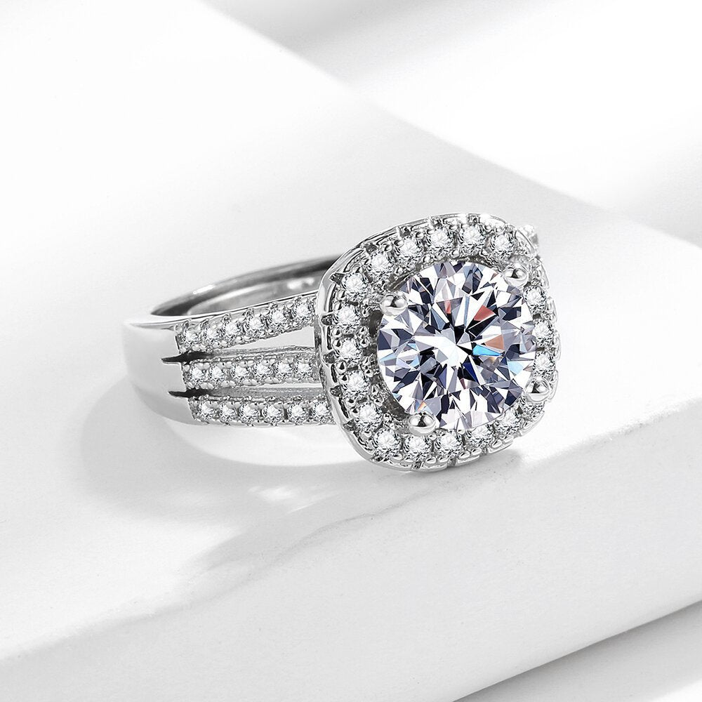 Lumière Charm Ring product detail