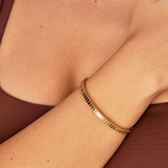 Daphne Minimalist Stainless Steel Bangle Bracelet