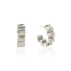 Camille Vintage-Inspired Wave Stud Earrings