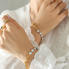 Gray Freshwater Pearl & Brass Chain Bracelet