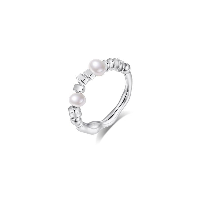 Marielle Minimalist Pearl Ring