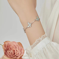 Nadine Dainty Shell Shell Bracelet