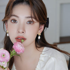 Camille Vintage-Inspired Pearl Teardrop Stud Earrings