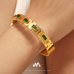 18K Gold-Plated Green Glass Geometric Clasp Bracelet