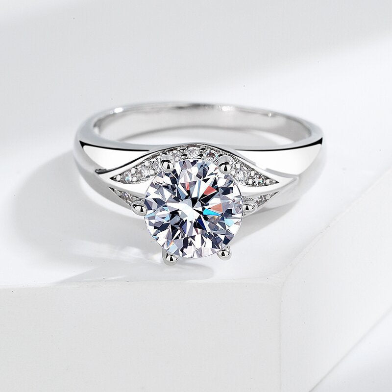 Lumière Charm Ring product detail