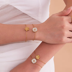 Five-Petal Flower and Shell Accent Jewelry