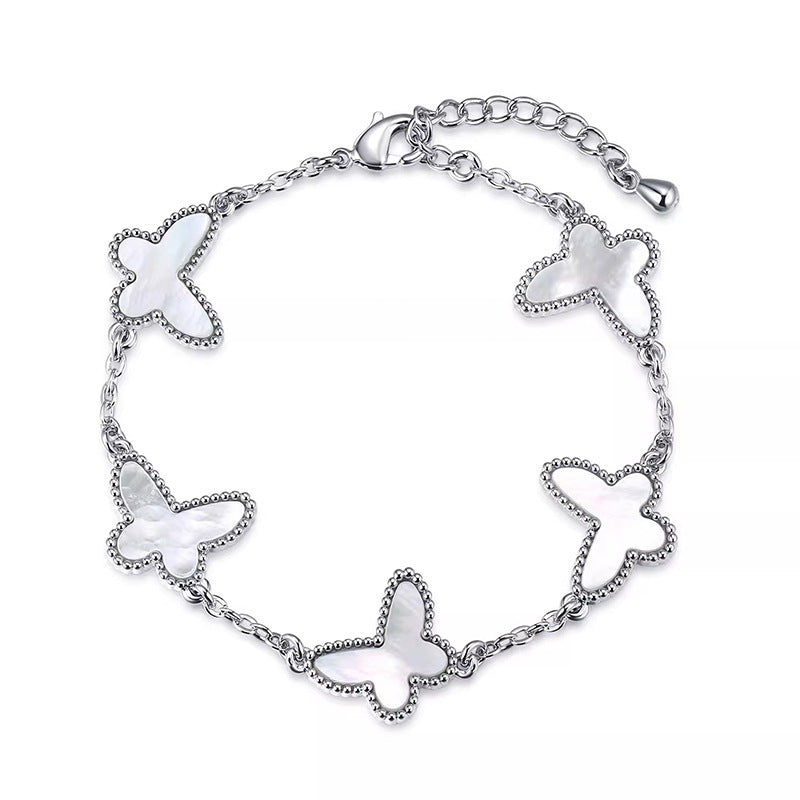 Nadine Dainty Shell Shell Bracelet