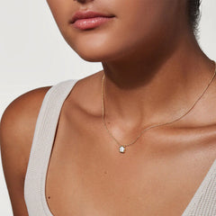 Daphne White Mother-of-Pearl Clover Choker Necklace