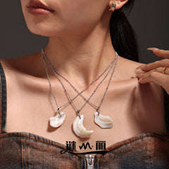 Irregular White Shell Pendant Necklace Designs