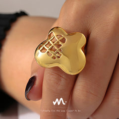 18K Gold-Plated Openwork Flower Ring