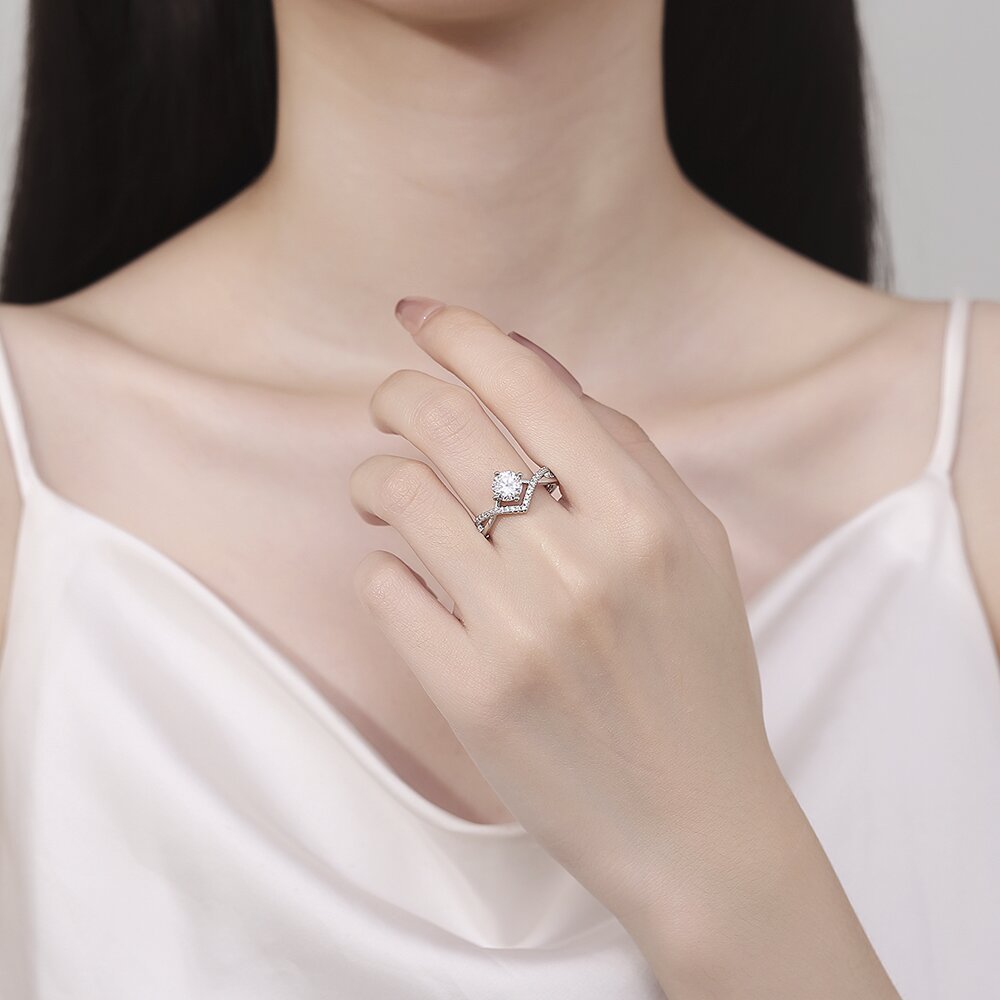 Lumière Charm Ring product detail
