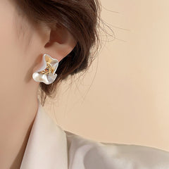 Nicolette Floral Stud Earrings
