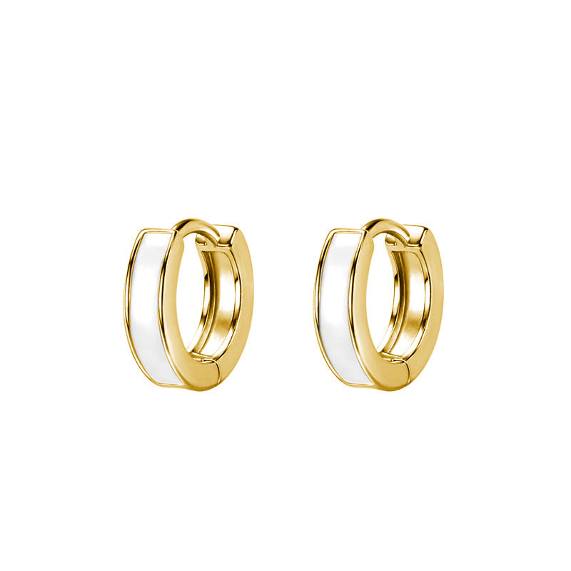 Daphne Minimalist Huggie Earrings
