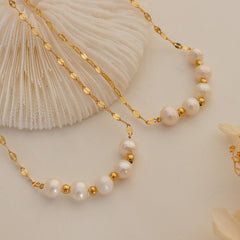 Shell-Pearl Station Necklace