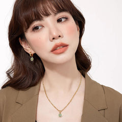 Daphne Vintage-Inspired Stud Earrings No. 567227
