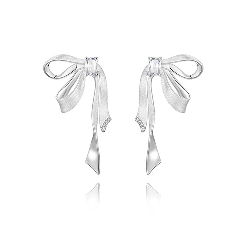 Daphne Dainty Bow Stud Earrings