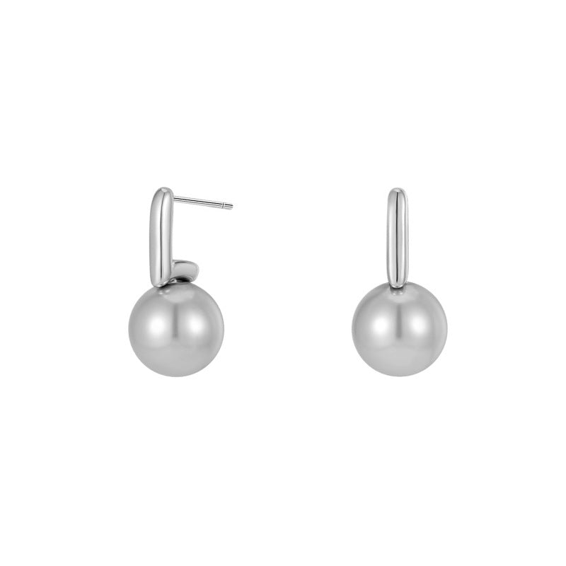 Daphne Pearl Stud Earrings No. 042107