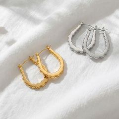 Scalloped Oval Hoop Earrings