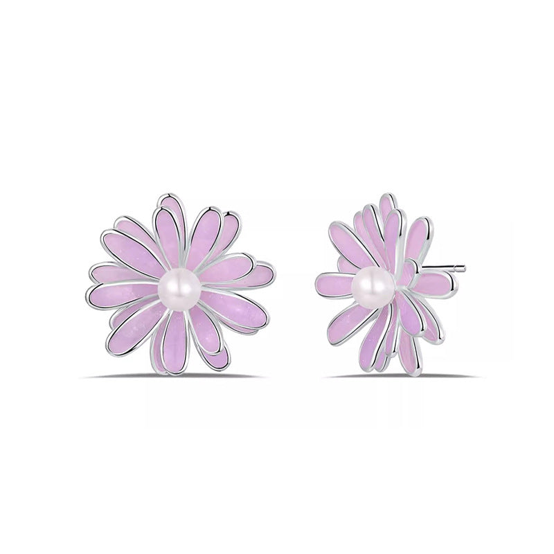 Nadine Minimalist Floral Stud Earrings