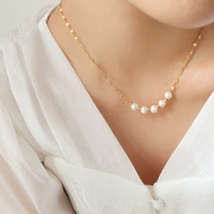 Shell-Pearl Station Necklace