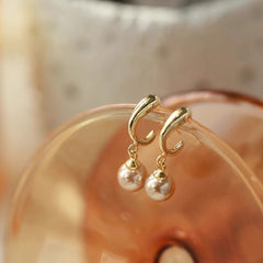 Nicolette Vintage-Inspired Pearl Stud Earrings No. 640315