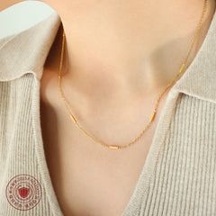 Minimal Bar Accent Chain Necklace