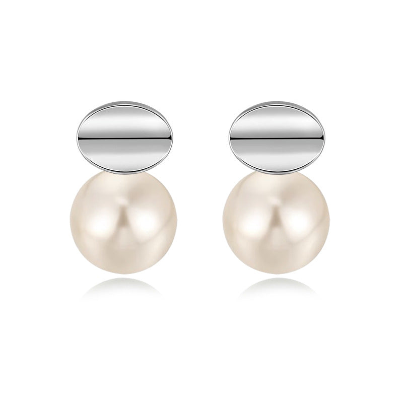 Nicolette Vintage-Inspired Pearl Geometric Stud Earrings