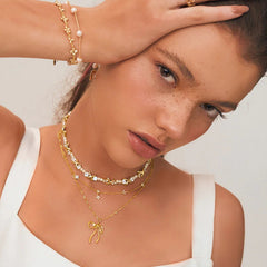Daphne Dainty Bow Necklace