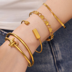 18K Gold-Plated Heart Detail Cuff Bracelet