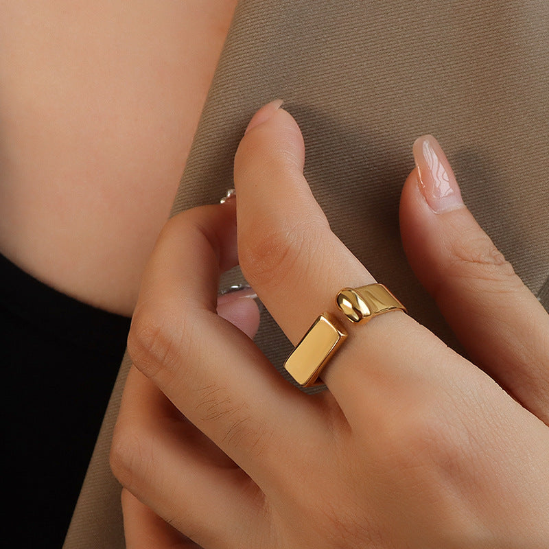 Geometric Open Bar Ring