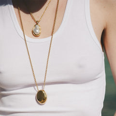 Daphne Vintage-Inspired Teardrop Pendant Necklace No. 115707