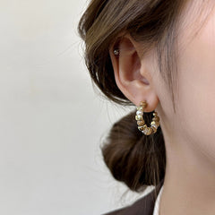 Daphne Pearl Stud Earrings No. 528507