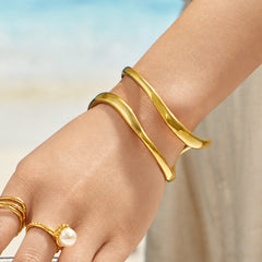 18K Gold-Plated Geometric Openwork Bangle