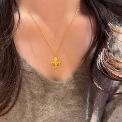 Nicolette Dainty Choker Necklace