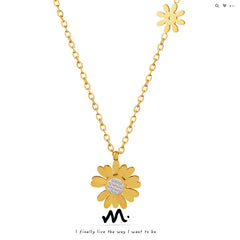 Daisy Cubic Zirconia Pendant Necklace