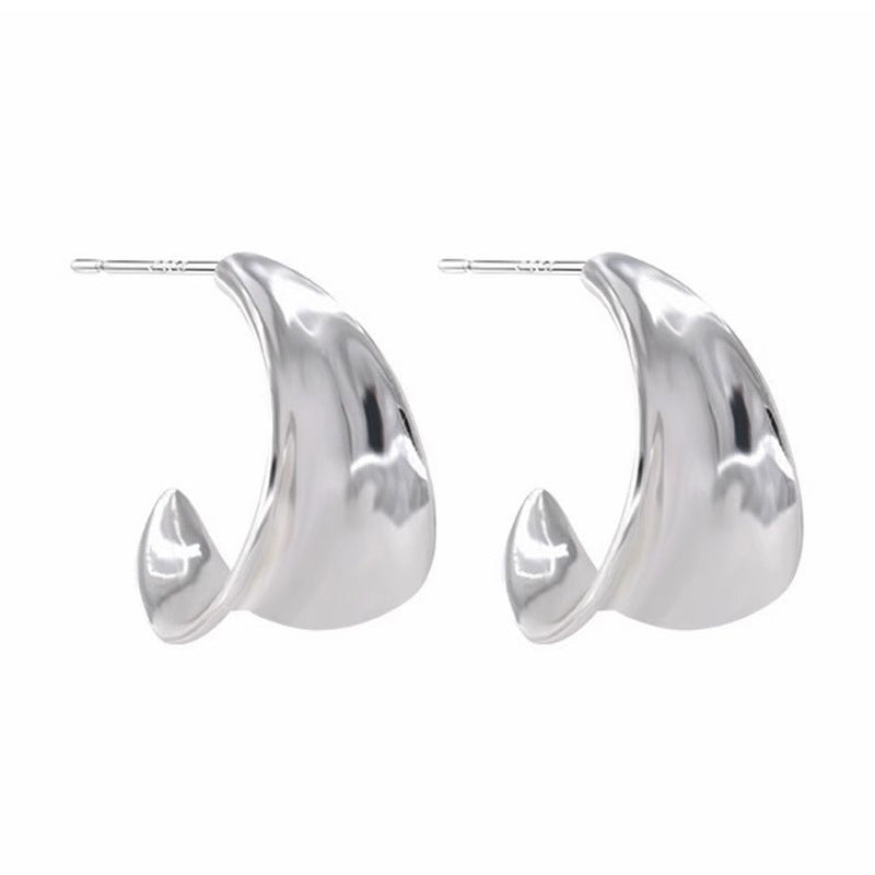 Nadine Minimalist Stud Earrings