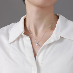 Marielle Minimalist Moon Pendant Necklace