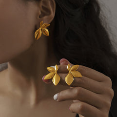 Sculptural Pearl-Look Stud Earrings