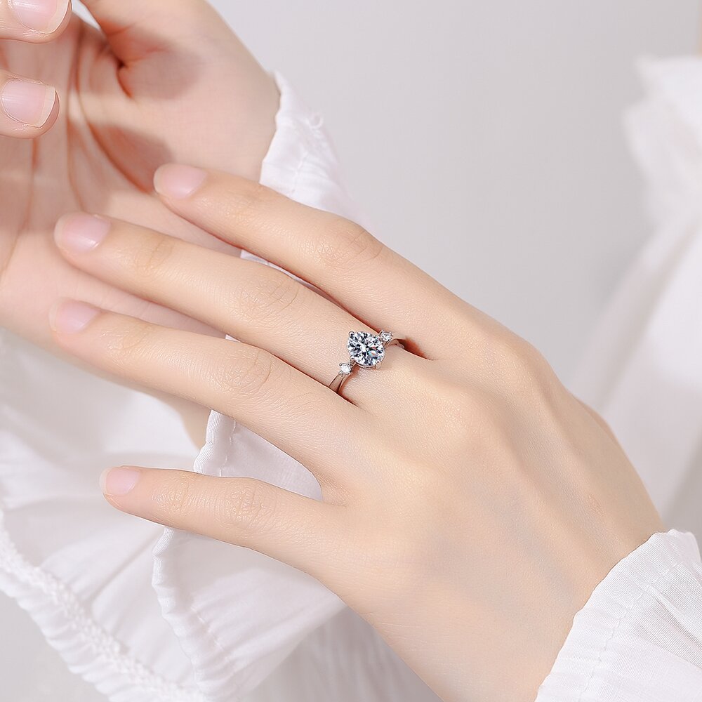 Lumière Charm Ring product detail