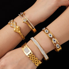 18K Gold-Plated Sparkling Clasp Bangle Designs