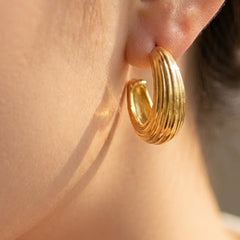 18K Gold-Plated Ribbed C-Hoop Earrings