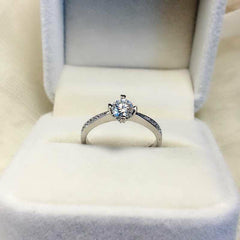 Lumière Charm Ring product detail