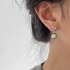 Daphne Minimalist Pearl Heart Stud Earrings