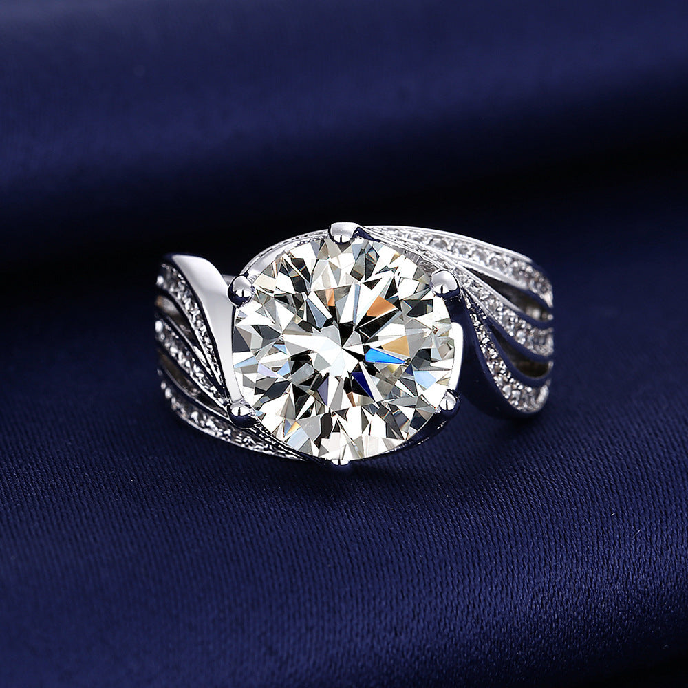 Lumière Charm Ring product detail