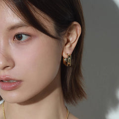 Daphne Vintage-Inspired Square Stud Earrings