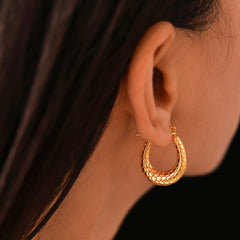 18K Gold-Plated Textured Horseshoe Hoop Earrings